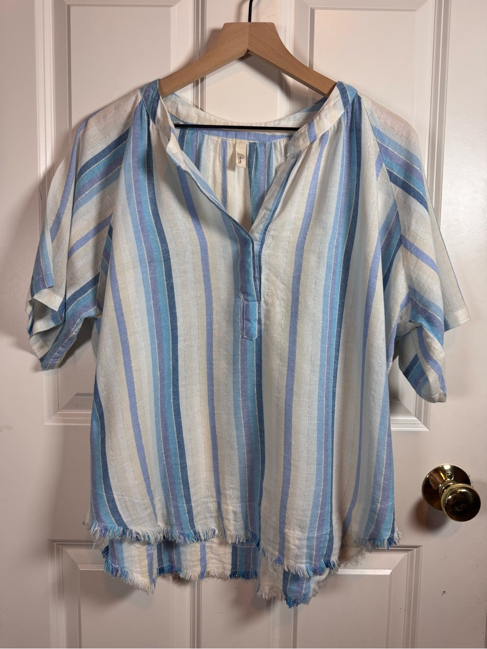 Elan Striped Linen Blend Fringe Hem Boho Beach Top Medium Vacation beach coastal